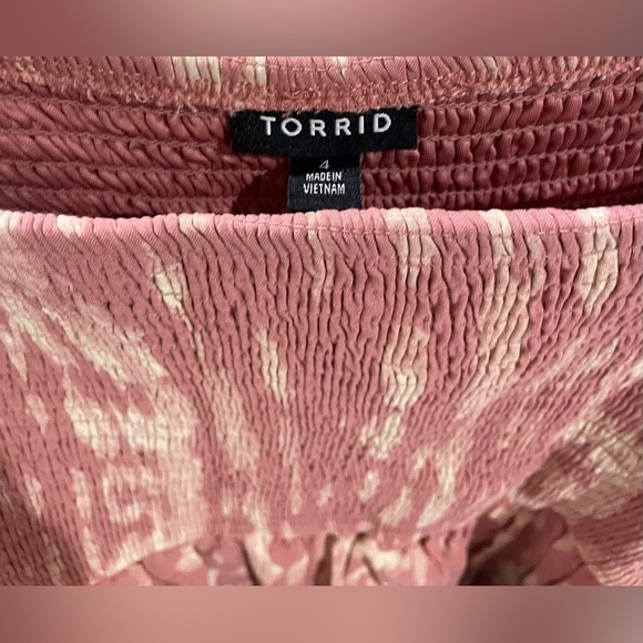 Torrid Midi Challis Dress Smocked Tiered Tie-Dye Pink, Plus Size 4X 26W Coquette - Picture 7 of 8